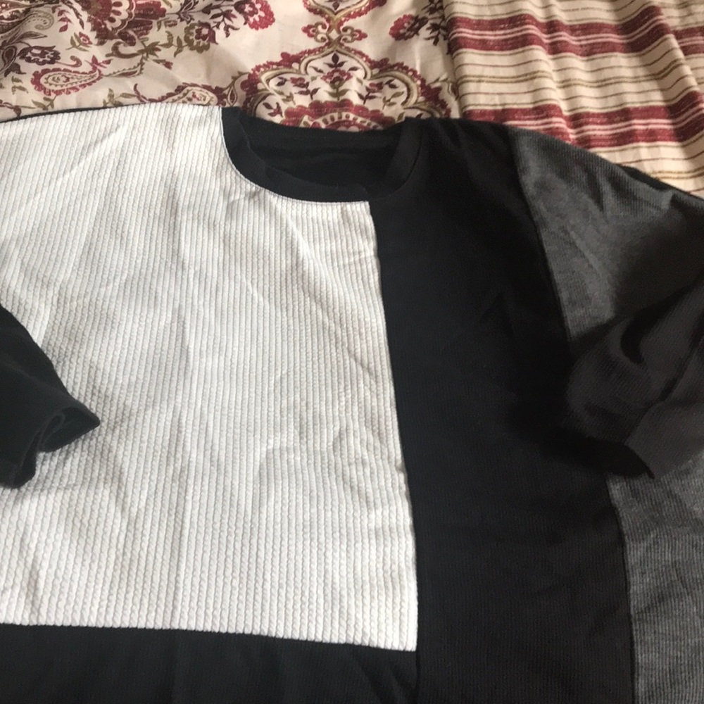 Wide shirt